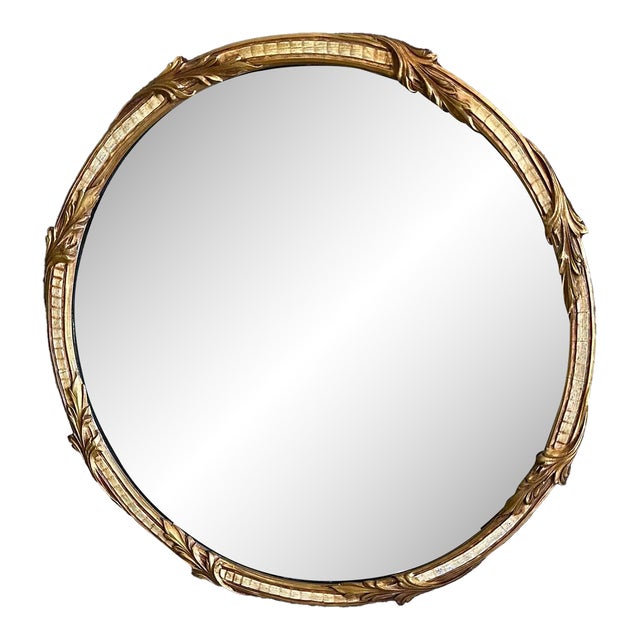 1930s Round French Rococo Style Giltwood Wall Mirror For Sale