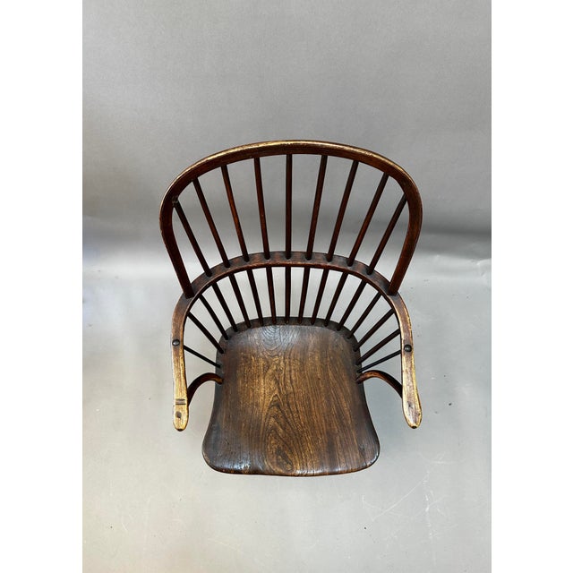 Chestnut Late 18th Century English Windsor Armchair in Ash and Elm For Sale - Image 8 of 9