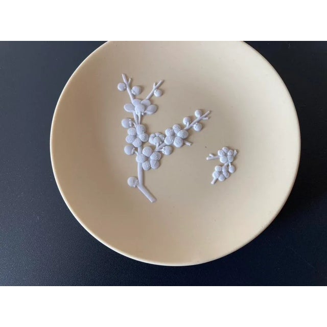 English Wedgwood Jasperware Yellow Jewelry Dish With Asian Modern Design, Circa Mid 20th Century For Sale - Image 12 of 12