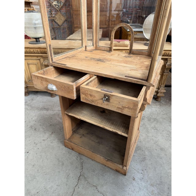 Early 20th Century Reception Desk For Sale - Image 14 of 17