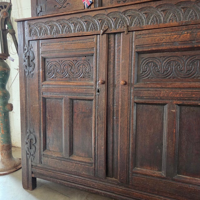 English 17th-Century Carved Oak Court Cupboard For Sale - Image 10 of 18