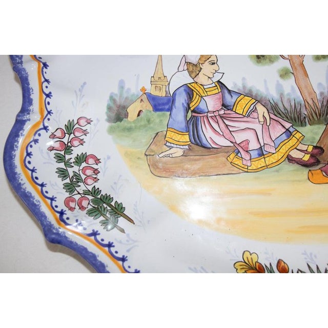 French Oval Platter by Prestige Porquier Beau Henriot Quimper, 1900 For Sale - Image 3 of 7
