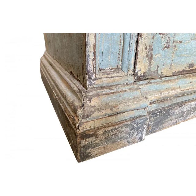 Italian 18th Century Light Blue Painted Cabinet For Sale - Image 4 of 13