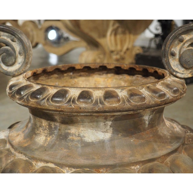 Metal Pair of 19th Century Alfred Corneau Stamped Cast Iron Pots From France, “No. 2” For Sale - Image 7 of 18