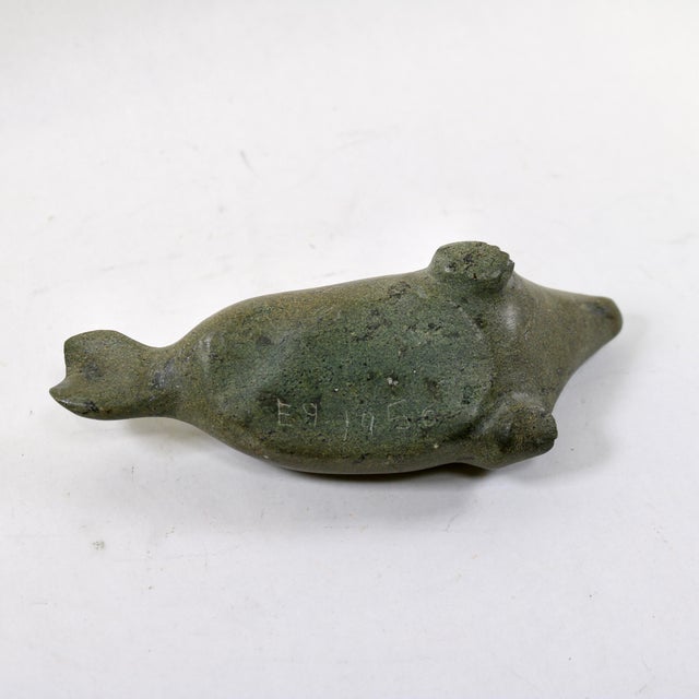 Mid-Century Inuit Soapstone Carving of a Seal For Sale In Cincinnati - Image 6 of 8