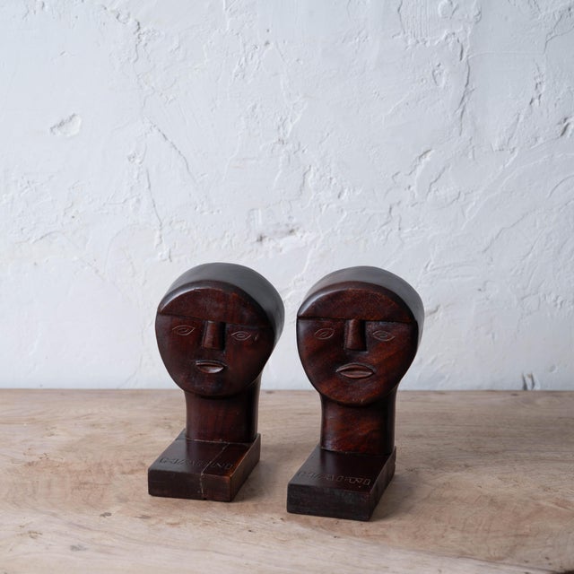 Mid-Century Modern Pair of Carved Wood Haitian Modernist Bookends, C. 1960 For Sale - Image 3 of 12