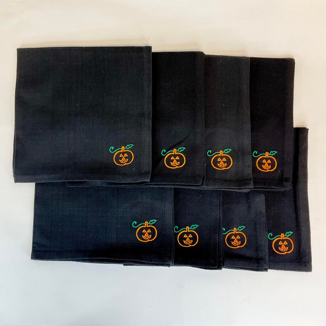 1980s Vintage French Linen Halloween Pumpkin Napkins - Set of 8. For Sale - Image 6 of 7