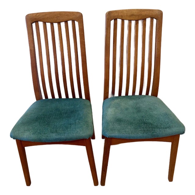Set of Two Teak, Slat-Back, Mid 20th Century Dining Chairs by Benny Linden, Rare Six Rails For Sale