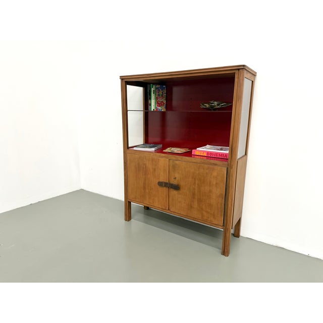 Brazilian Modernist Bookcase in Red Lacquered Wood, 1950s For Sale - Image 13 of 18