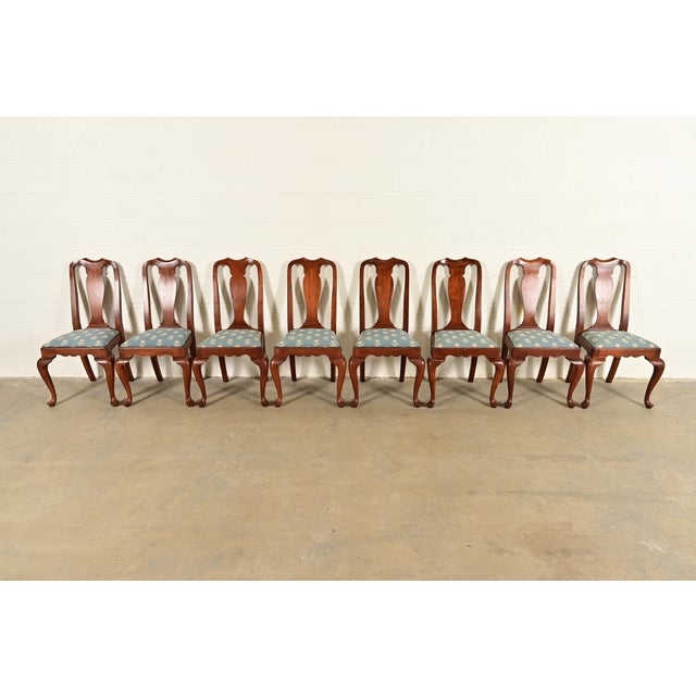 An outstanding set of eight Queen Anne or Georgian style dining chairs By Henkel Harris USA, Circa 1970s Solid cherry wood...