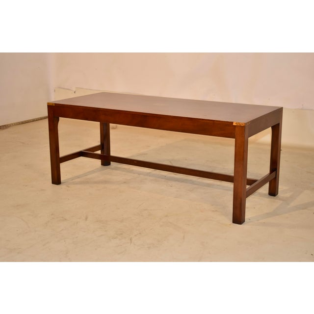 English Mahogany Campaign Coffee Table, Circa 1960 For Sale In Greensboro - Image 6 of 7