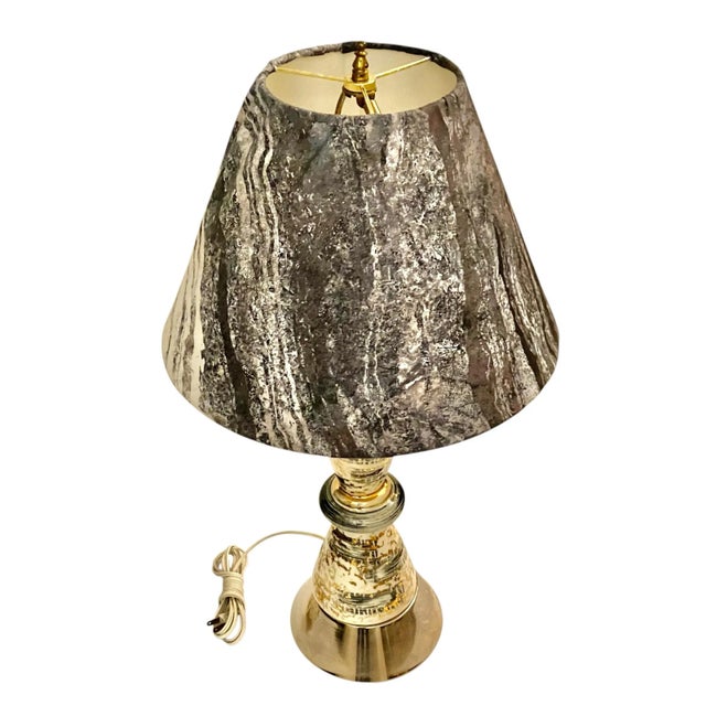 Mid-Century Modern 1960s Atomic Mid-Century Ceramic Lamp With Black, Gray and Gold Design With Complementary Gray Swirled Fabric Shade For Sale - Image 3 of 10