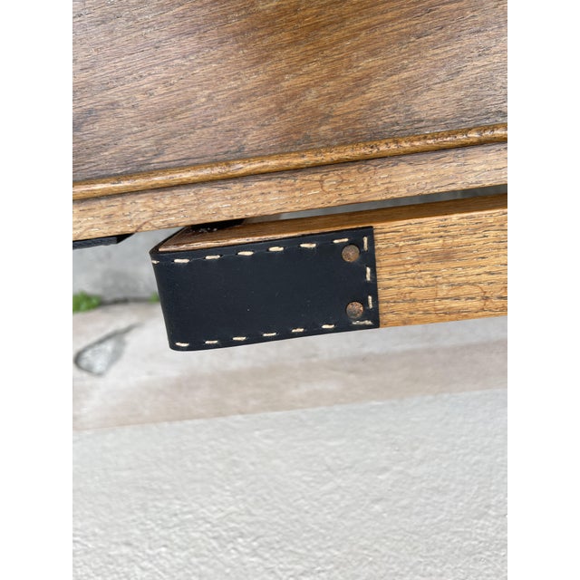 Rolling Table in Oak and Saddle Stitched Leather by Jacques Adnet, 1950 For Sale - Image 10 of 11