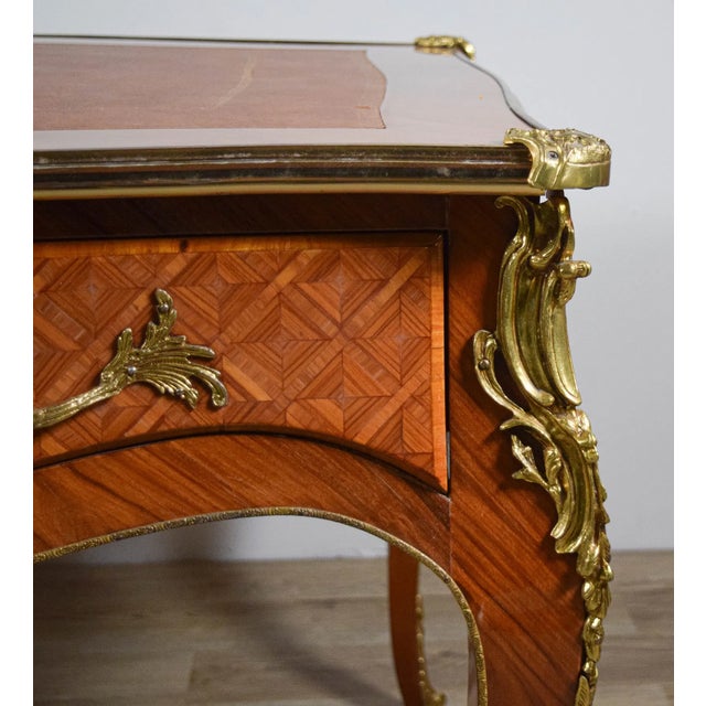 Early 20th Century Early 20th Century Fine French Louis XVI Style Marquetry Executive Desk With Leather Top For Sale - Image 5 of 16