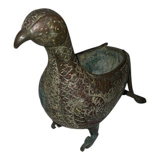 Chinese Archaistic Bronze Bird-Form Vessel With Verdigris Patina, 20th Century For Sale