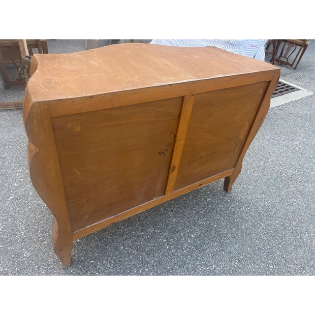 Mid 20th Century Vintage XV French Style Chest of Drawers For Sale In West Palm - Image 6 of 12