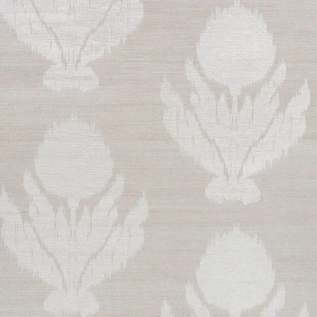 Sample - Schumacher Agra Shimmer Wallpaper in Moonstone For Sale