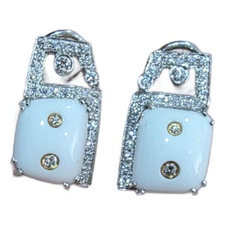 Natural White Onyx & Diamond Earring in 18k Gold For Sale