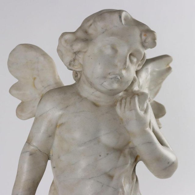Little Angel Statue in White Marble For Sale - Image 3 of 10