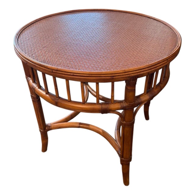 1990s Vintage Ethan Allen Round Rattan End Table For Sale