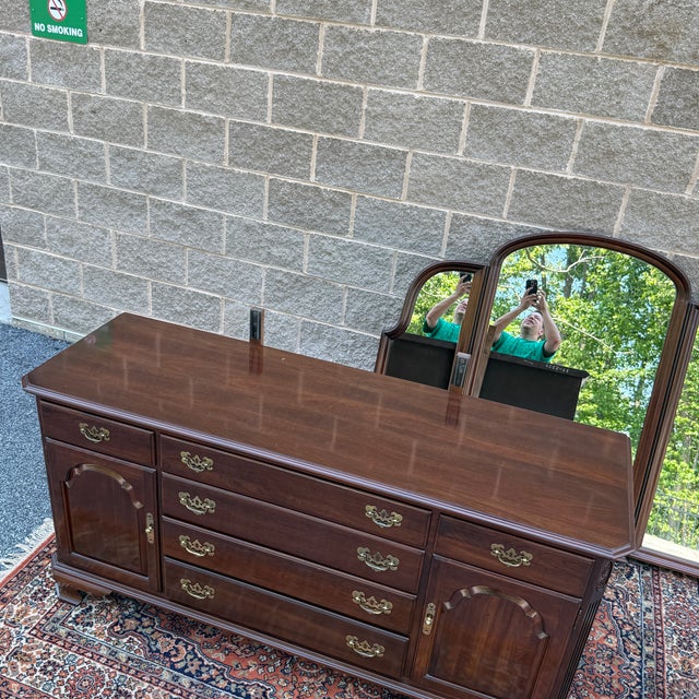 1980s Ethan Allen Georgian Court Solid Cherry 8 Drawer Low Dresser & Trifold Mirror (11-5223) For Sale - Image 9 of 18