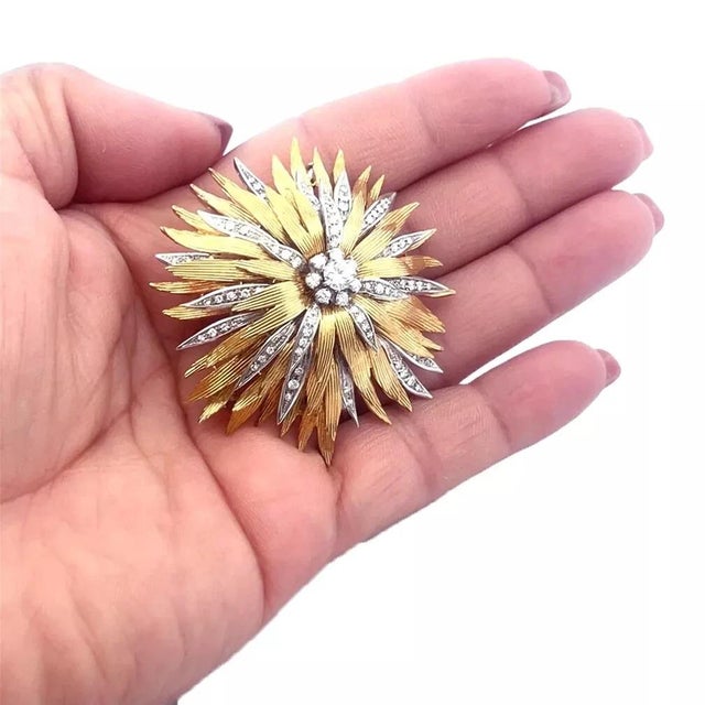 Spritzer & Fuhrmann Gold Brooch Diamon 18k Two Tone 4 Tier Layered Petals For Sale - Image 4 of 9