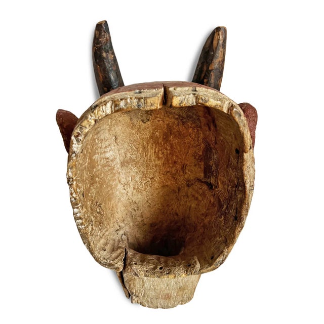 Antique Mangbetu Buffalo Mask For Sale - Image 10 of 12