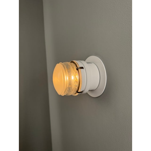 White Joe Colombo 'Fresnel' Outdoor Wall Lamps for Oluce in White - a Pair For Sale - Image 8 of 18