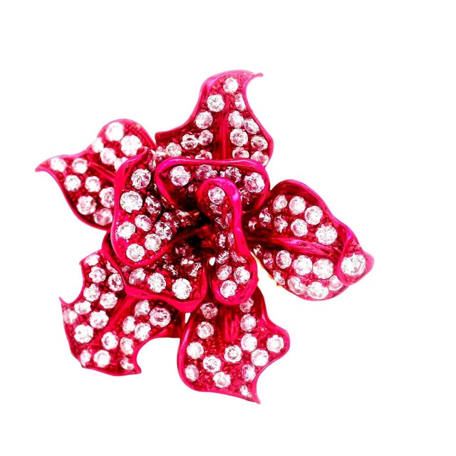 Diamond 18k Gold Red-Rhodium Flower Cocktail Ring, Size 6.25 For Sale - Image 4 of 7