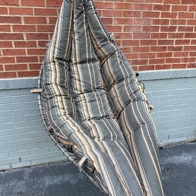 “Satala" Cushioned Hammock by Aqua Creations For Sale - Image 9 of 11