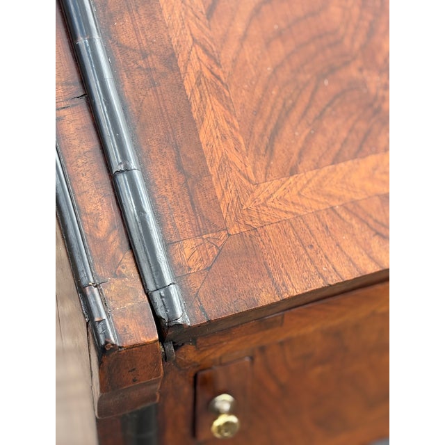 George I Walnut Bureau Bookcase, 1720s For Sale - Image 9 of 18