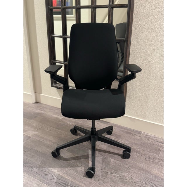 Original price: $1500+ Like new condition. Very comfortable chair. It has several adjustable features. Height adjustable,...