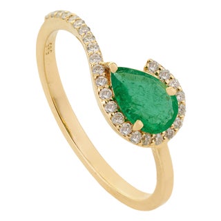 14k Gold Contemporary Pear-Shaped Emerald & Diamond Halo Bypass Ring Size 8 For Sale