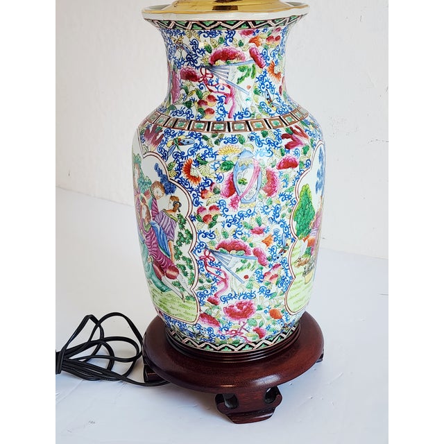Chinese Vintage Mid-Century Chinese Famille Rose Porcelain Table Lamp For Sale - Image 3 of 12