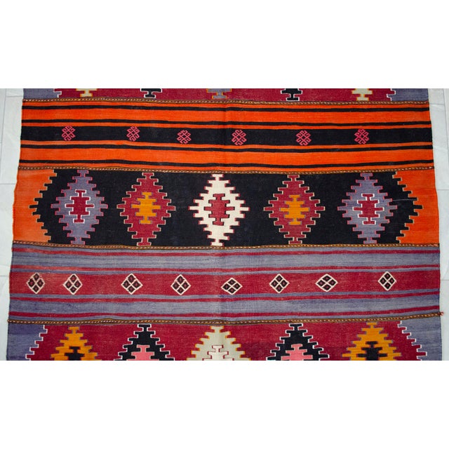 Brick Red 1960s Vintage Hand-Woven Wool Turkish Rug Majestic Living Room Decor - 6′1″ X 10′3″ For Sale - Image 8 of 13