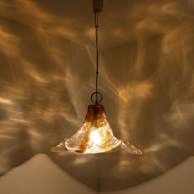 1970s Orange Petal Pendant Lamp by Carlo Nason for Mazzega, 1970 For Sale - Image 5 of 15