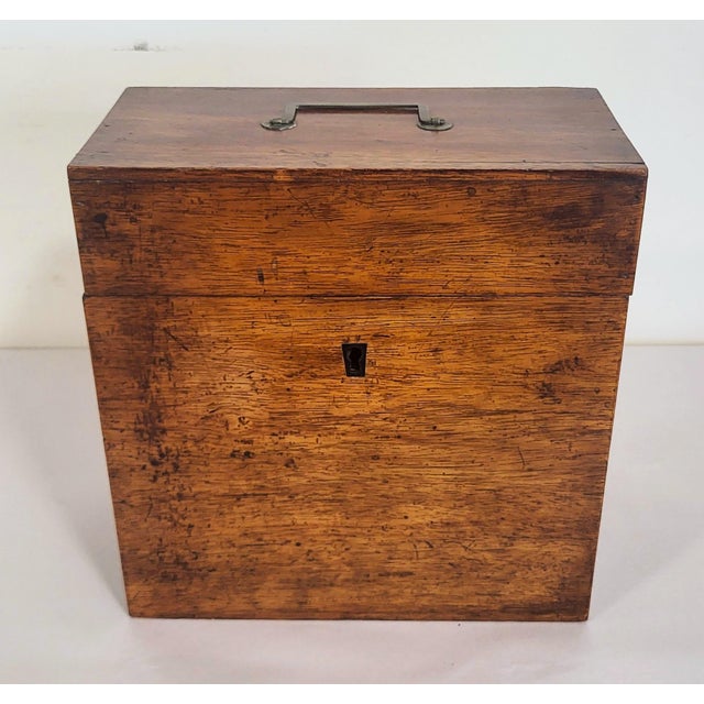 19th Century English Mahogany Traveling Bar Case 3 Bottle Liquor Decanter Box For Sale - Image 11 of 18
