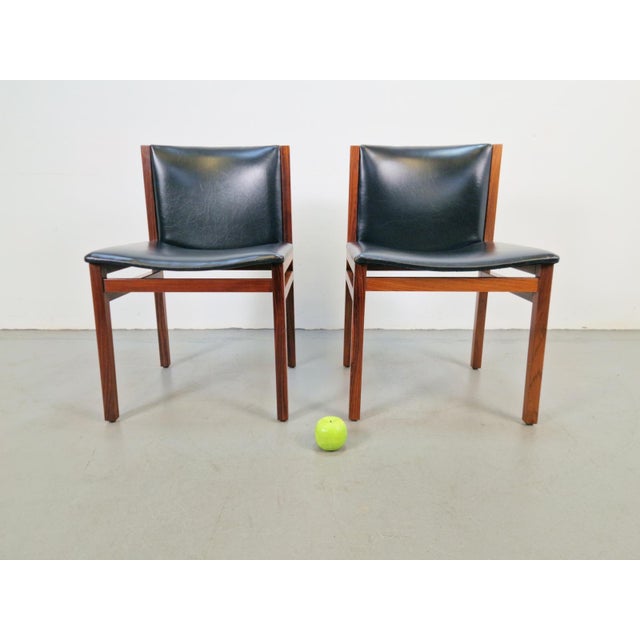 Set of 2 chairs, Tito Agnoli, 1960 Designer: Agnoli, Tito Color: black, brown Material: wood Seating series Edition La...