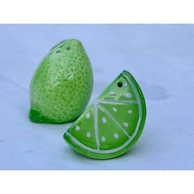 Farmhouse Citrus Chic Trompe-l'Oeil Ceramic Sliced Lime Salt and Pepper Shakers - A Pair For Sale - Image 3 of 10