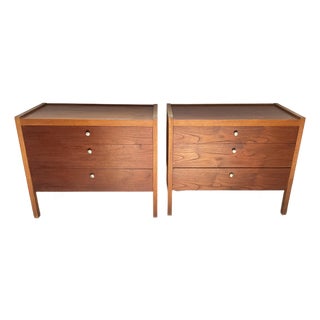 Pair of MCM Chests/Nightstands in the Manner of Florence Knoll For Sale