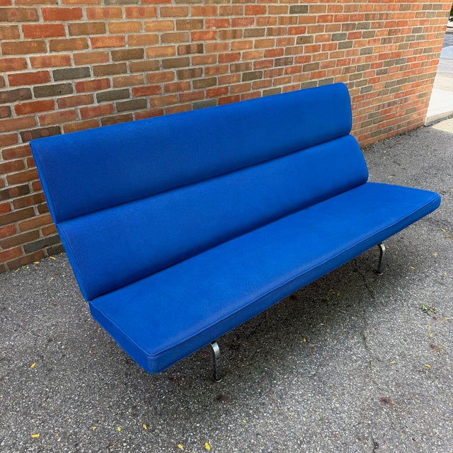 Mid 20th Century Herman Miller Eames Compact Sofa in Cobalt Blue, 2006 For Sale - Image 5 of 12