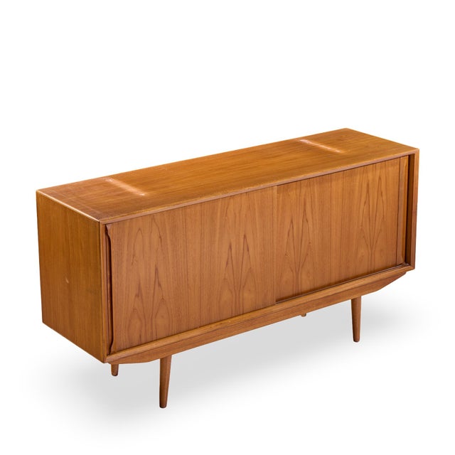 Hp Hansen Style Mid Century Danish Teak Credenza and Hutch For Sale - Image 13 of 13