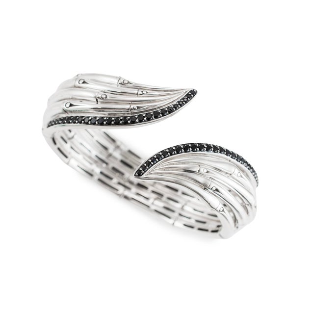 Brand: John Hardy Gender: Ladies Metal Type: 925 Silver Length: 6.75 inches Width: 16.80 mm Weight: 73.81 grams JOHN HARDY...