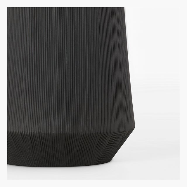 Visual Comfort Hable by Visual Comfort Studio Hable Panola Table Lamp in Rough Black Ceramic For Sale - Image 4 of 5