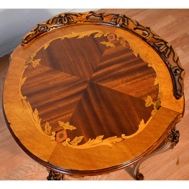 French 1910s Antique French Louis XV Walnut & Satinwood Inlay Pair of Side / End Tables For Sale - Image 3 of 12