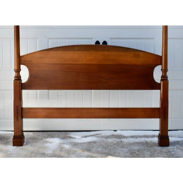 Vintage (1970's) Headboard has a Traditional Style. Full Size. Made by Statton Furniture. The Wood is Solid Mahogany. Four...