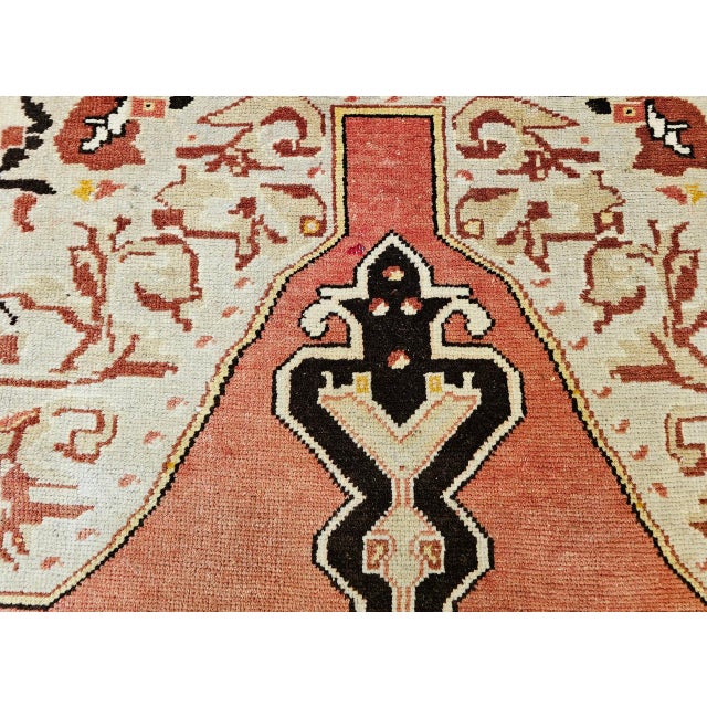 Vintage Turkish Oushak Area Rug, Handwoven Wool, 1920s Cream & Pink, 5' x 8' For Sale - Image 16 of 17