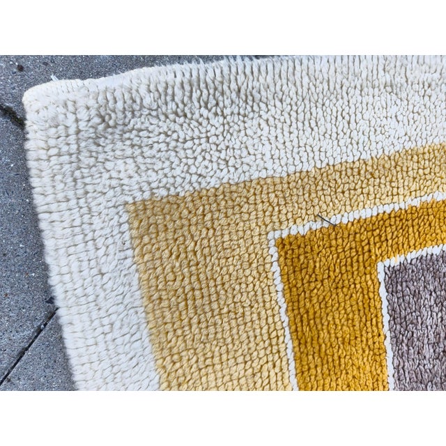 Rug in the style of Panton, 1970s For Sale - Image 6 of 6