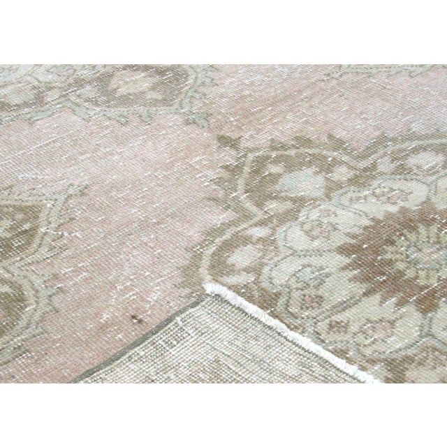 1960s Turkish Oushak Rug For Sale - Image 4 of 6