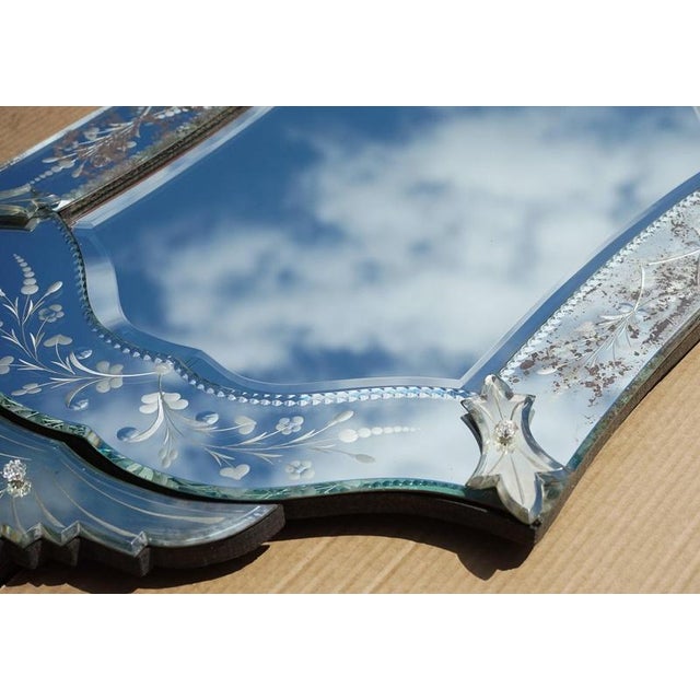 Antique Venetian Etched Glass Heart Shaped Wall Mirror, Italy, 1910s For Sale - Image 13 of 18